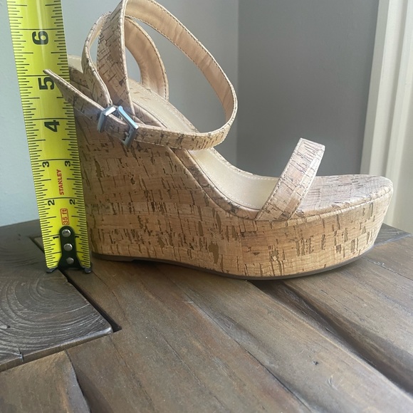 Schutz cork wedges. Size 8.5. Never been worn. No box. - Picture 6 of 7
